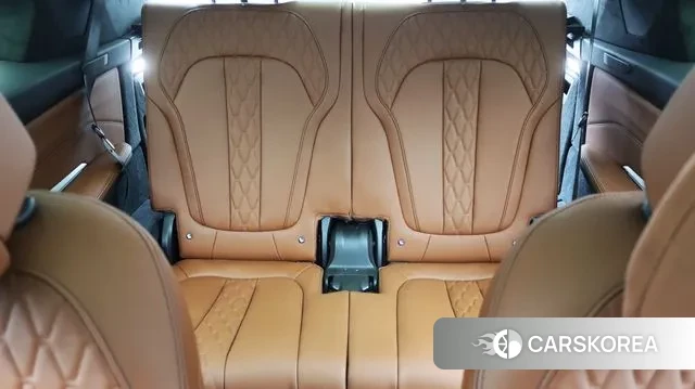 BMW X7 (G07) 2023 Коричневый из Кореи, фото 2