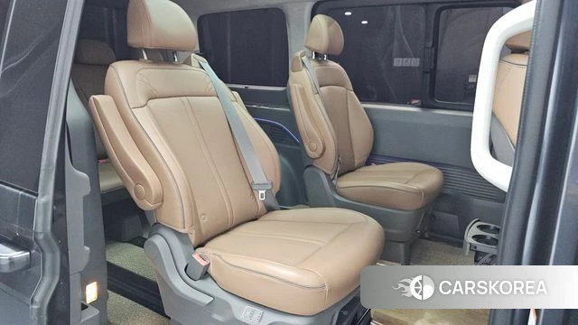 Hyundai Staria 2023 Серый из Кореи, фото 2