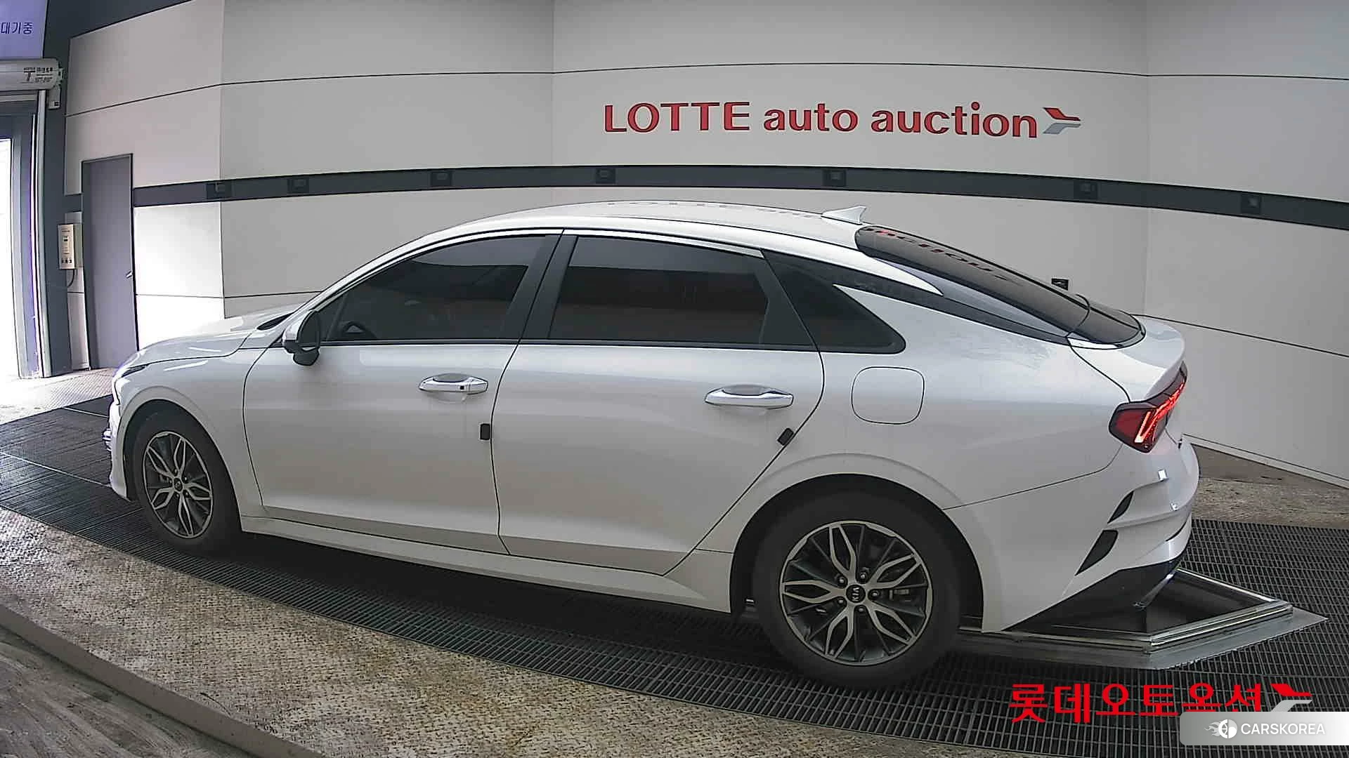 Kia K5 2020 Snow White Pearl (optional) из Кореи, фото 2