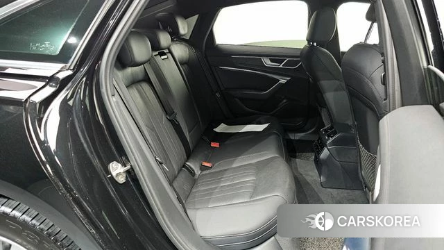 Audi A6 (C8) 2020 Черный из Кореи, фото 2