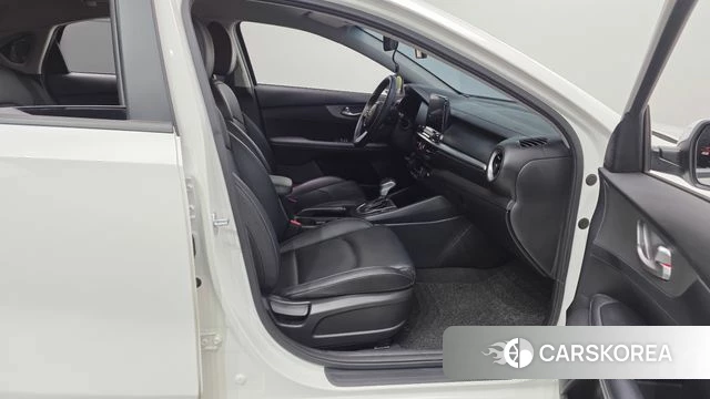 Kia Come New K3 2021 Белый из Кореи, фото 2