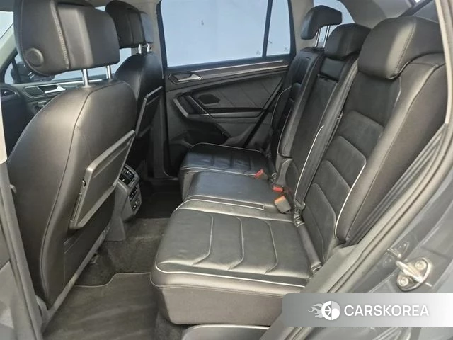 Volkswagen Tiguan second Generation 2018 Серый из Кореи, фото 2