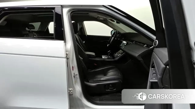 Land Rover Range Rover Evoque 2nd Generation 2019 Белый из Кореи, фото 2