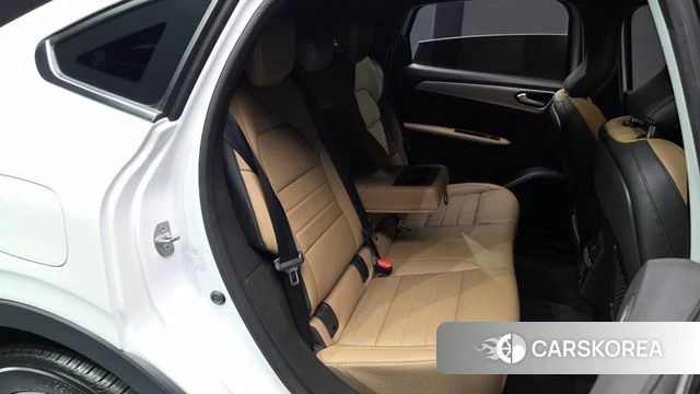 Renault Korea (Samsung) Arcana 2025 Белый из Кореи, фото 2