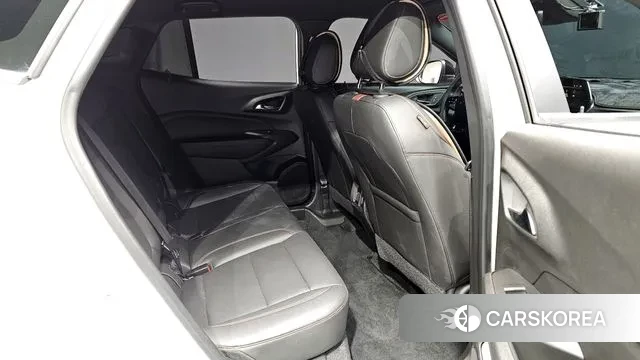 Chevrolet (GM Daewoo) Trax Crossover 2024 Белый из Кореи, фото 2