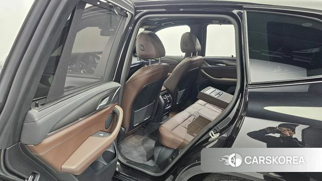 BMW X3 (G01) 2024 Черный из Кореи, фото 2