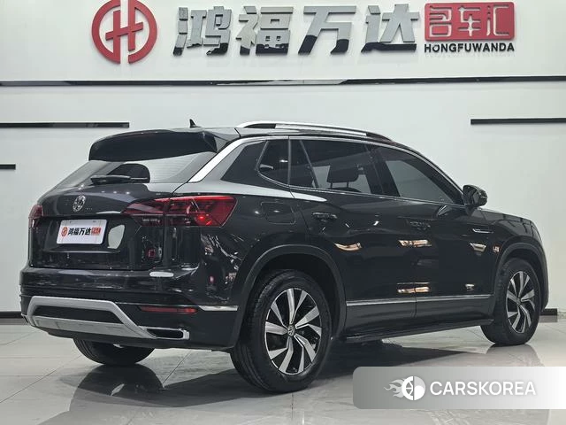 Volkswagen Tanyue 2022 Темно-серый из Китая, фото 2