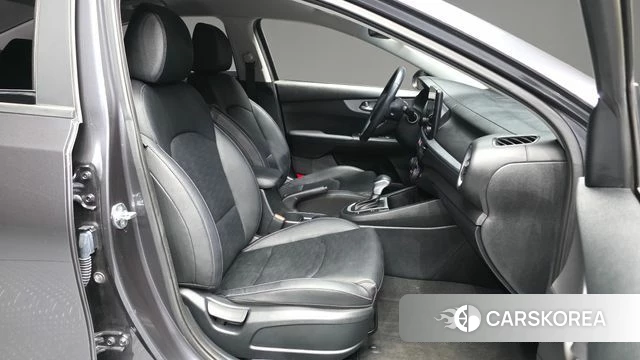 Kia The New K3 2nd generation 2021 Серый из Кореи, фото 2