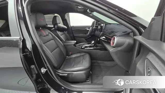 Chevrolet (GM Daewoo) Trax Crossover 2023 Черный из Кореи, фото 2