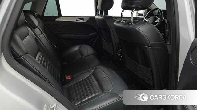 Mercedes-Benz GLE - Class W166 2018 Серебристо-серый из Кореи, фото 2