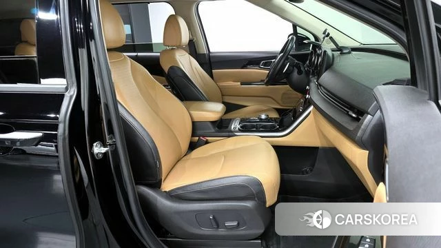 Kia Carnival 4th generation 2020 Черный из Кореи, фото 2