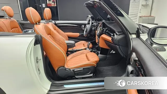 Mini Cooper S Convertible 2024 Белый из Кореи, фото 2