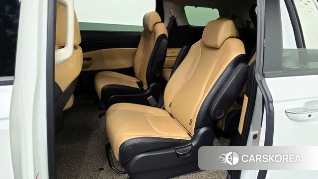 Kia Carnival 4th generation 2023 Белый из Кореи, фото 2