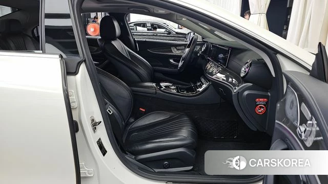 Mercedes-Benz CLS-Class C257 2019 Белый из Кореи, фото 2