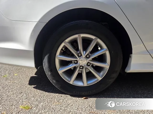 Hyundai Sonata New Rise Hybrid 2018 Белый из Кореи, фото 2