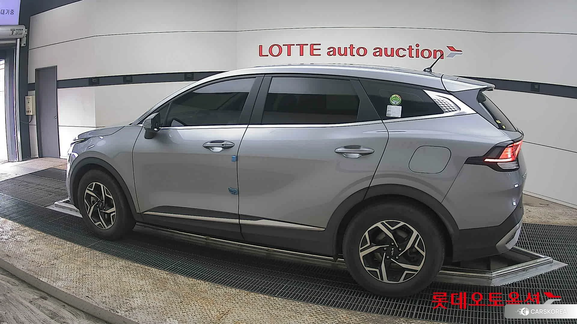 Kia Sportage 2023 Steelgray из Кореи, фото 2