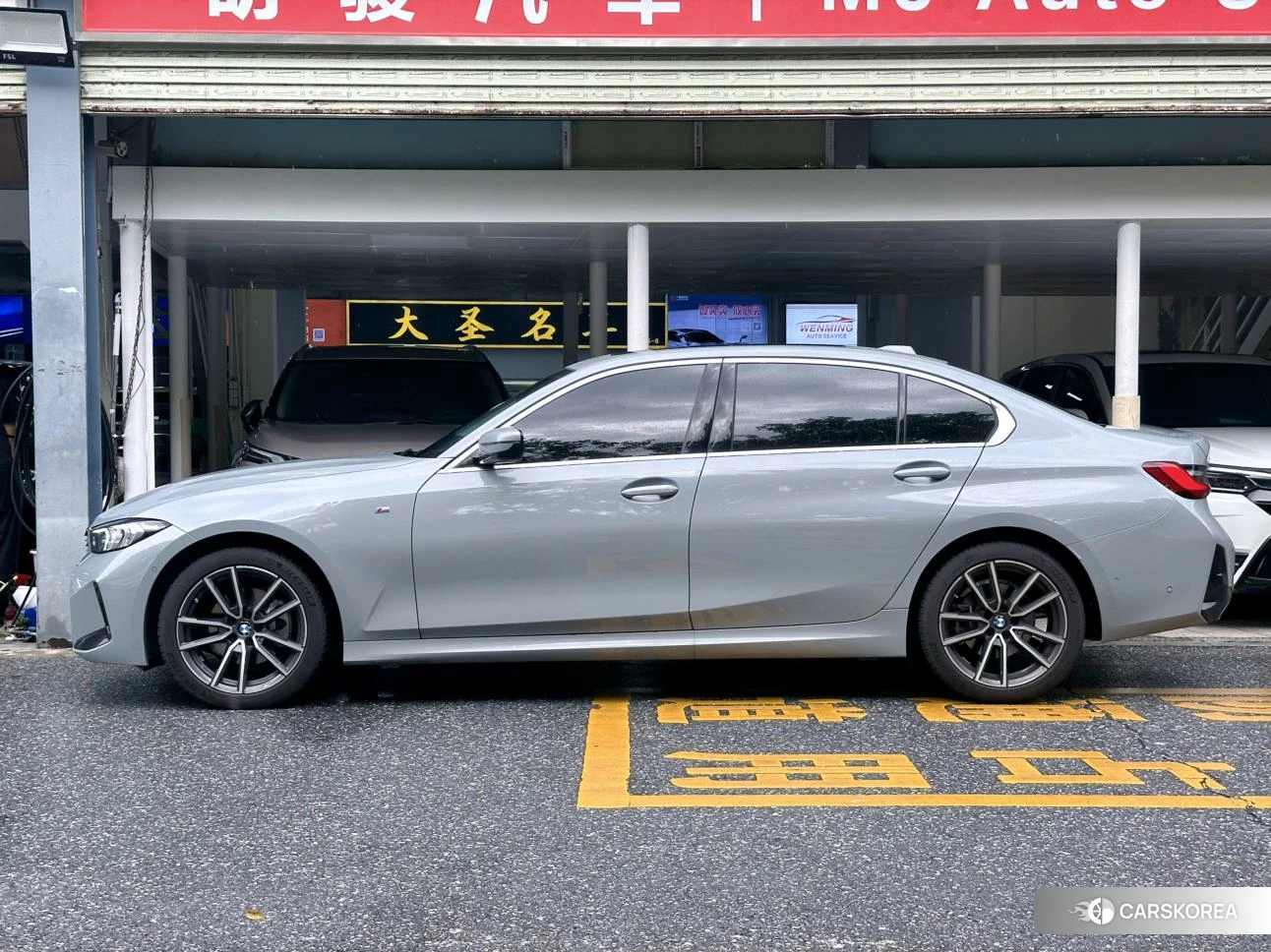 BMW 3 series 2024 Серебристо-серый из Китая, фото 2
