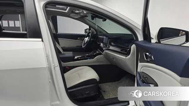 Kia Sportage 5th Generation 2024 Белый из Кореи, фото 2