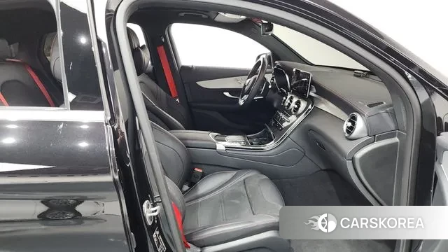 Mercedes-Benz GLC-Class X253 2022 Черный из Кореи, фото 2