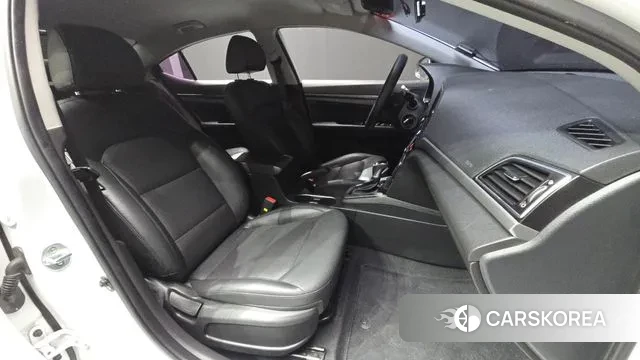 Hyundai Avante AD 2018 Белый из Кореи, фото 2