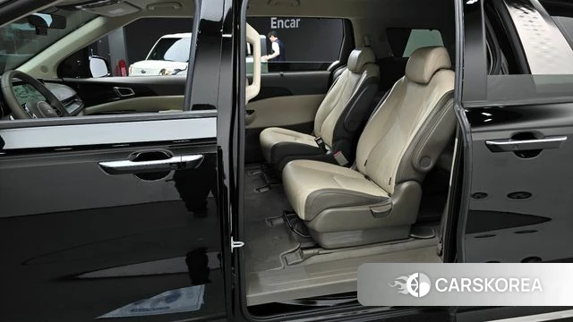Kia Carnival 4th generation 2023 Черный из Кореи, фото 2