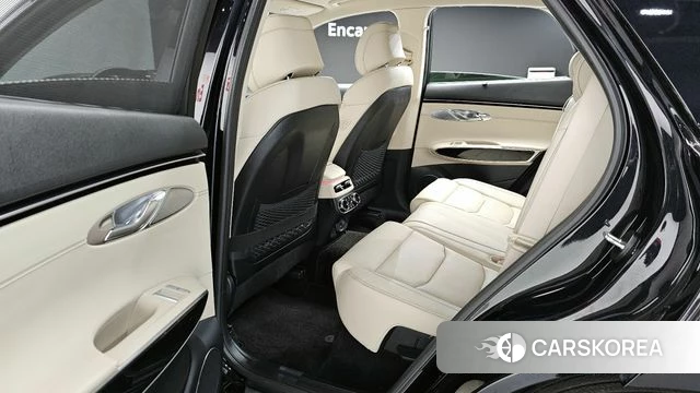 Genesis GV70 2022 Черный из Кореи, фото 2