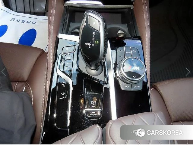 BMW 5 Series (G30) 2023 Белый из Кореи, фото 2