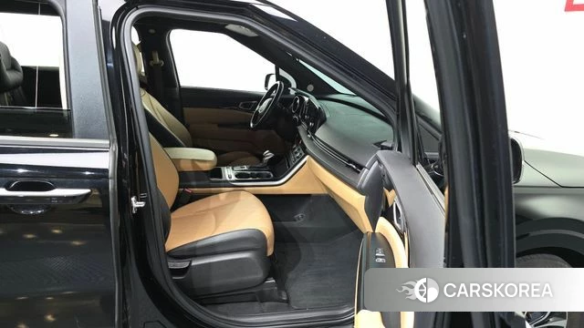 Kia Carnival 4th generation 2022 Черный из Кореи, фото 2