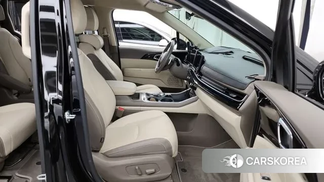 Kia The New Carnival 4th Generation 2024 Черный из Кореи, фото 2