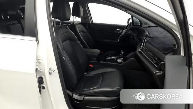 Kia Sportage 5th Generation 2022 Белый из Кореи, фото 2