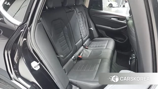 BMW X4 (G02) 2024 Черный из Кореи, фото 2