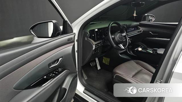 Hyundai The New Tucson Hybrid (NX4) 2025 Белый из Кореи, фото 2