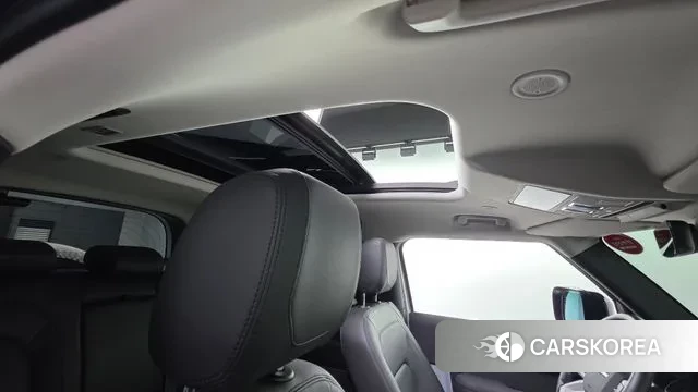 Land Rover Defender (L663) 2022 Серебряный из Кореи, фото 2