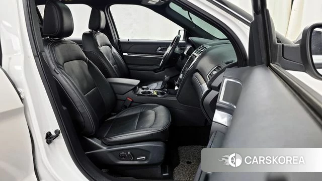 Ford Explorer 2018 Белый из Кореи, фото 2