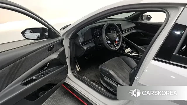 Hyundai The New Avante (CN7) 2025 Серый из Кореи, фото 2