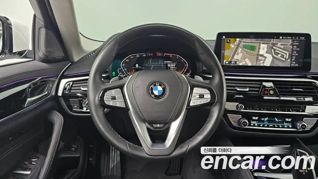 BMW 5 Series (G30) 2020 Белый из Кореи, фото 2