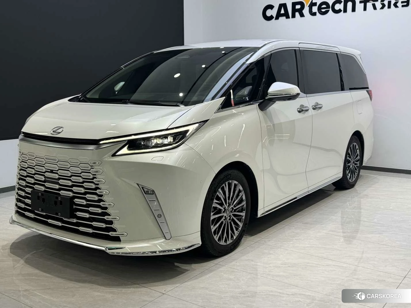 Lexus LM 2023 Белый из Китая, фото 2