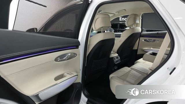 Genesis GV70 2025 Белый из Кореи, фото 2