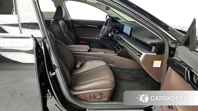 Hyundai Grandeur Hybrid (GN7) 2023 Черный из Кореи, фото 2