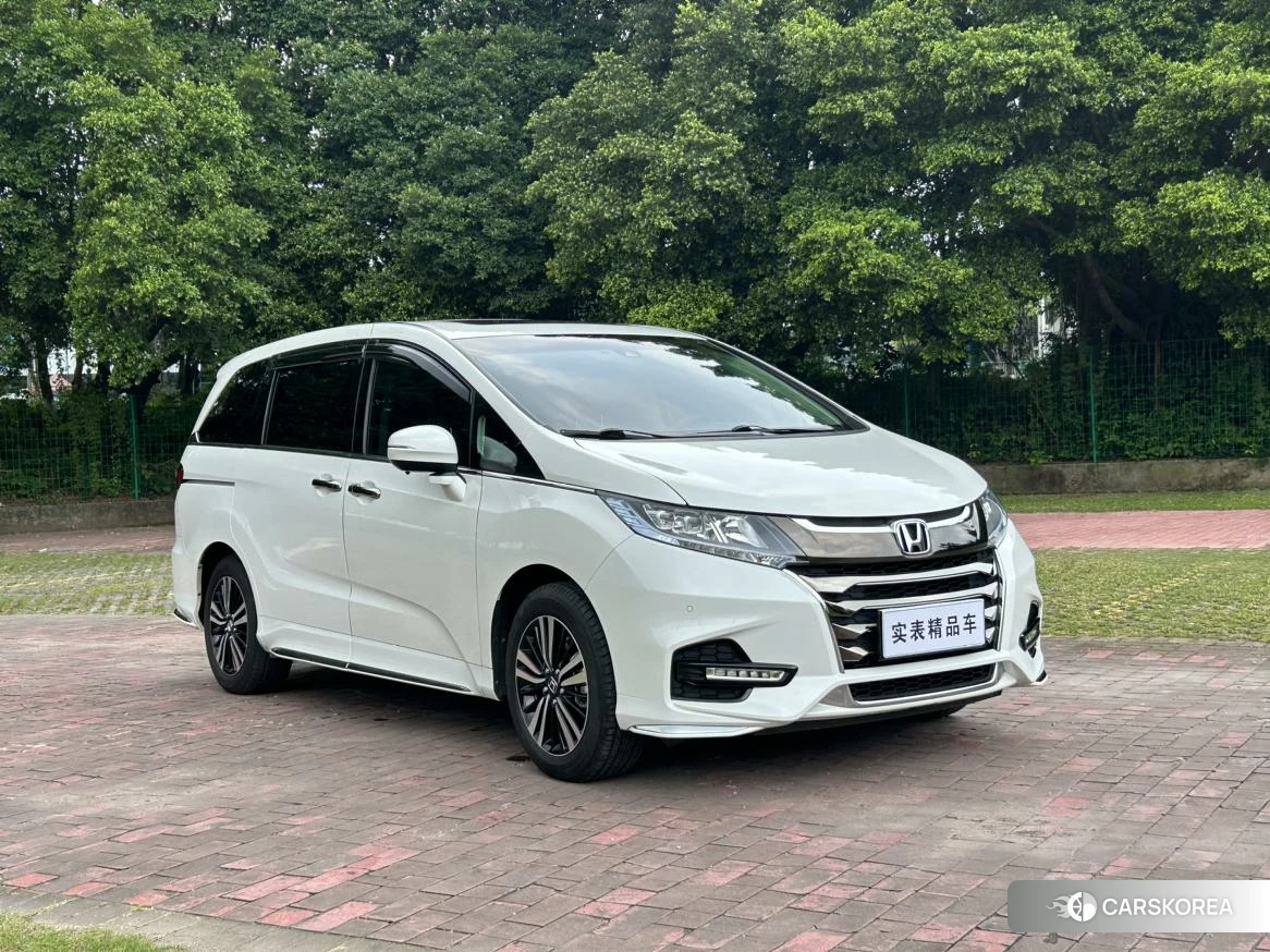 Honda Odyssey 2020 Белый из Китая, фото 2