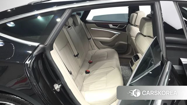 Audi A7 (4K) 2022 Черный из Кореи, фото 2