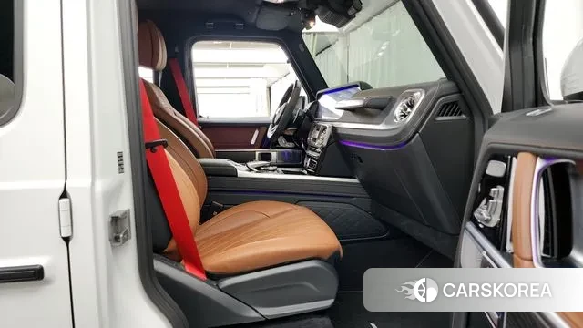 Mercedes-Benz G-Class W463b 2023 Белый из Кореи, фото 2