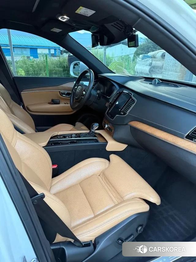 Volvo XC90 second Generation 2019 Белый из Кореи, фото 2