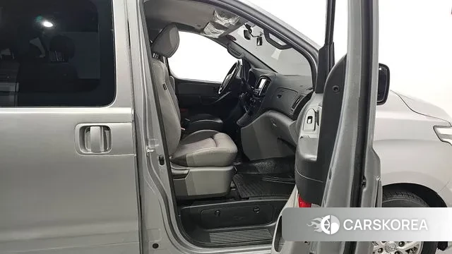 Hyundai The New Grand Starex 2019 Серебряный из Кореи, фото 2