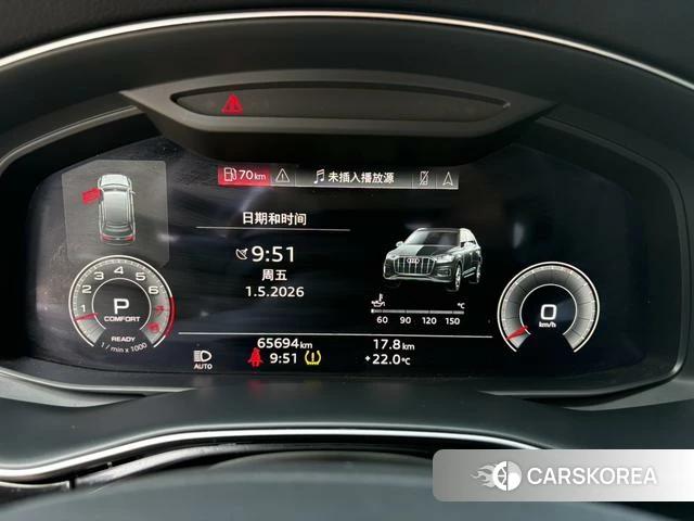 Audi Q7 2022 Черный из Китая, фото 2