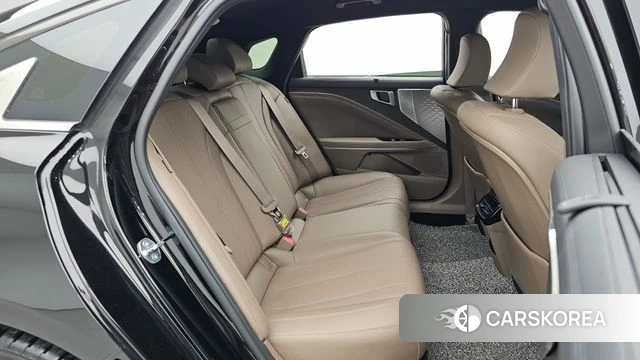 Kia K8 2023 Черный из Кореи, фото 2