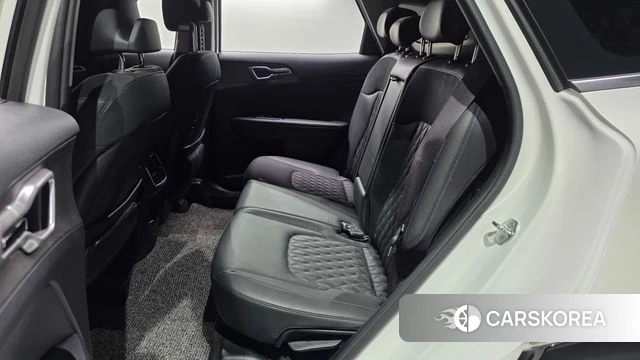 Kia Sportage 5th Generation 2023 Белый из Кореи, фото 2