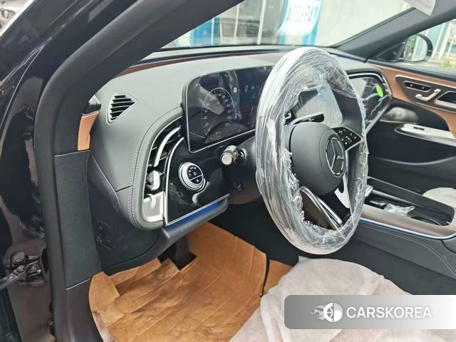 Mercedes-Benz E-class id 3927001 из Китая 2