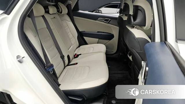 Kia The New Sportage 5th Generation 2025 Белый из Кореи, фото 2