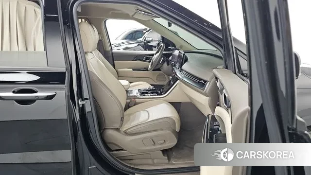 Kia Carnival 4th generation 2021 Черный из Кореи, фото 2